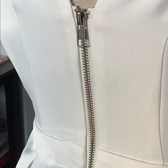 🎀 NWOT Lulu’s White Babydoll Dress 🎀 - Picture 8 of 10